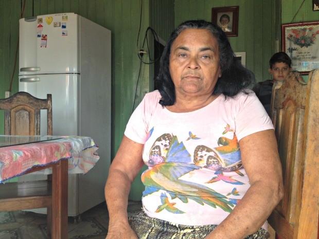 Avô da menina, Alda de Lima, de 79 anos, diz que não pode culpar ninguém pelo acidente (Foto: Caio Fulgêncio/G1)