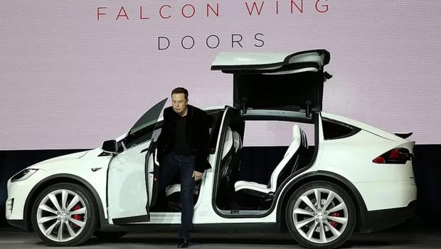 Tesla revolucionou carros elétricos (Foto: Getty Images via BBC)