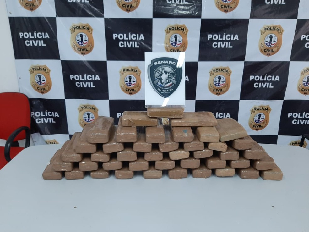 Polícia apreende 50 kg de maconha durante operação em Peritoró — Foto: Divulgação/Polícia