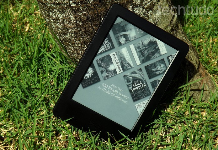 Novo Kindle oferece tela sens?vel ao toque (Foto: Barbara Mannara/TechTudo)