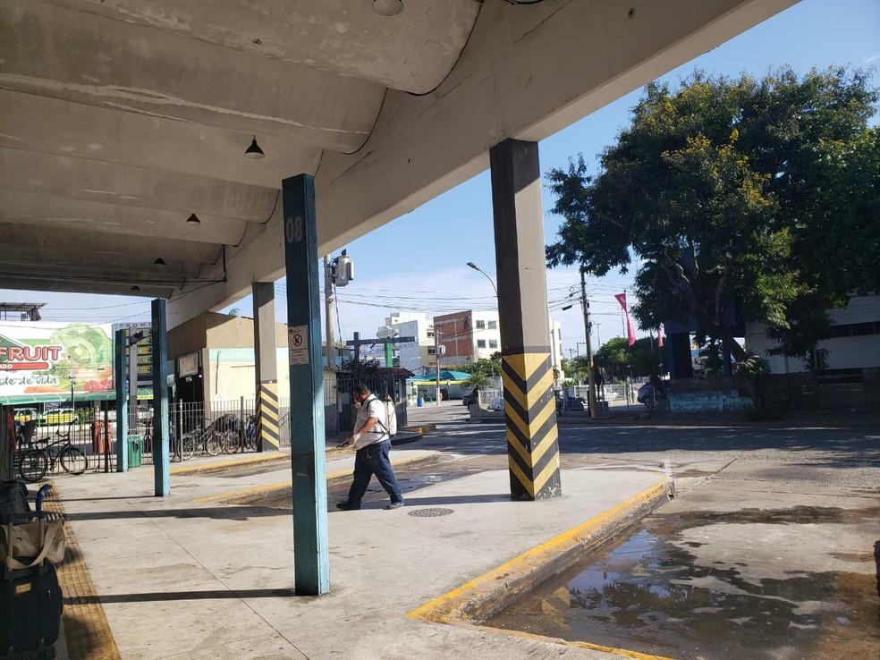 Cortina de desinfecção é realizada em ruas de Cabo Frio, RJ, para conter o coronavírus — Foto: Divulgação/Prefeitura de Cabo Frio