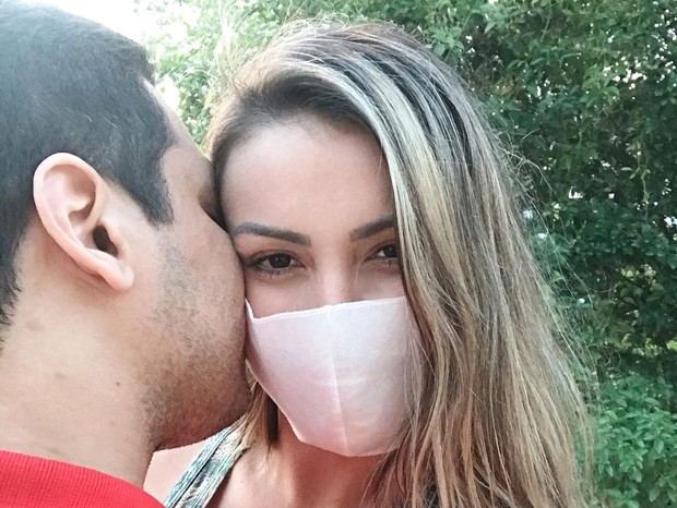 Andressa Urach e namorado (Foto: Reprodução/Instagram)