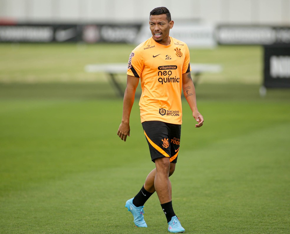 Ruan Oliveira completa seis meses de recuperação e pode se tornar opção no Corinthians em março