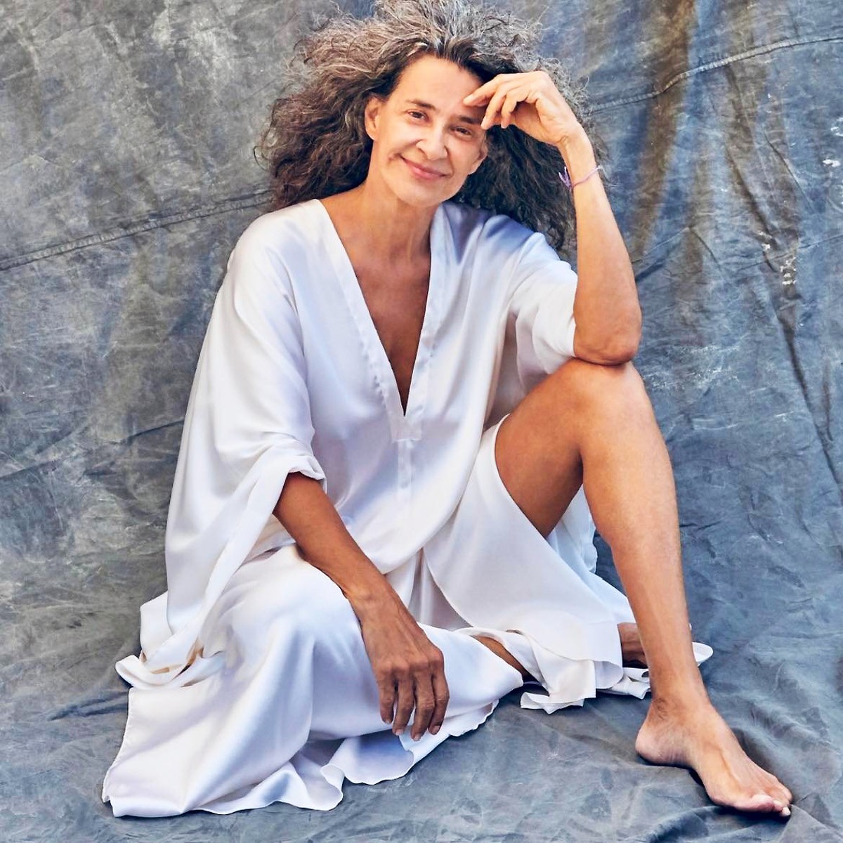 Simone abre ‘Boca em brasa’ para cantar música inédita de Juliano Holanda e Zélia Duncan no álbum ‘Da gente’ |  Weblog do Mauro Ferreira