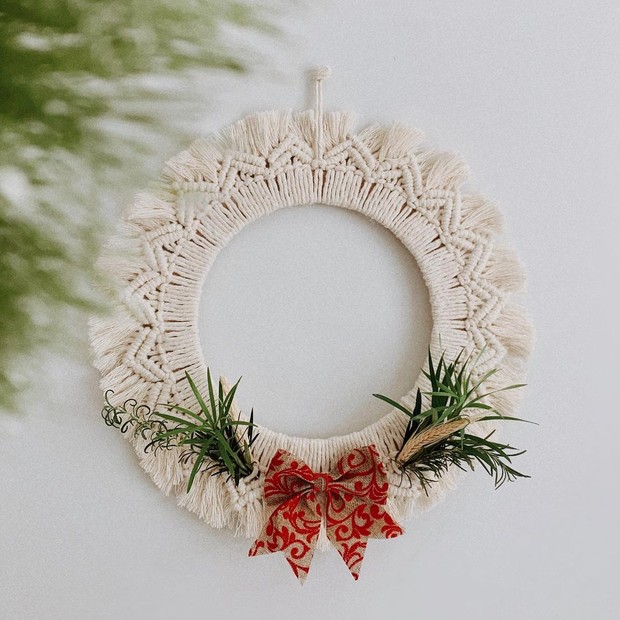 6 ideias de decoração de Natal simples para parede (Foto: Reprodução/ Instagram/ @aimeatelie)