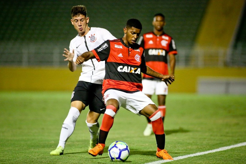 Wesley ainda n&atilde;o acertou renova&ccedil;&atilde;o com o Flamengo (Foto: Rodrigo Coca/Ag&ecirc;ncia Corinthians)