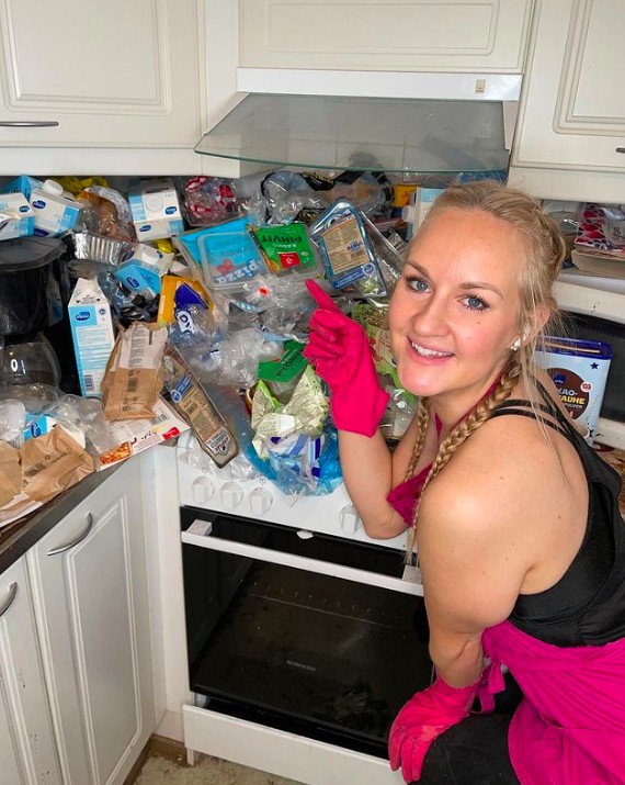 TikToker chama a atenção nas redes sociais por limpar casas sujas de graça (Foto: Reprodução/Instagram)