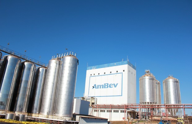 Fábrica da Ambev em Anápolis, Goiás (Foto: Divulgação)