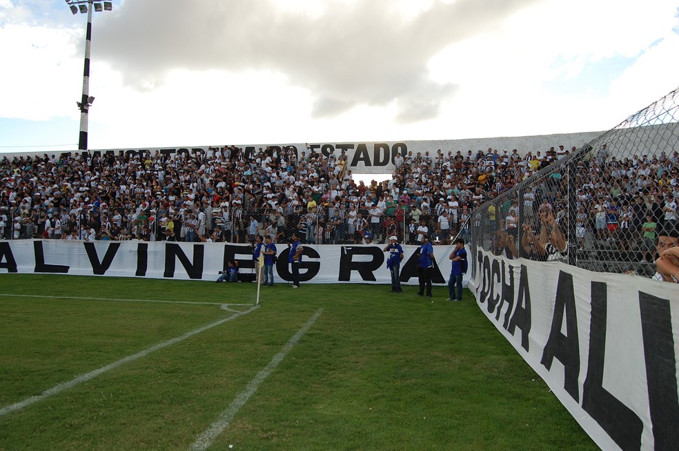 Em Campina Grande, o prazo para recadastramento termina �s 18 horas desta quinta-feira (Foto: Silas Batista / Globoesporte.com/pb)