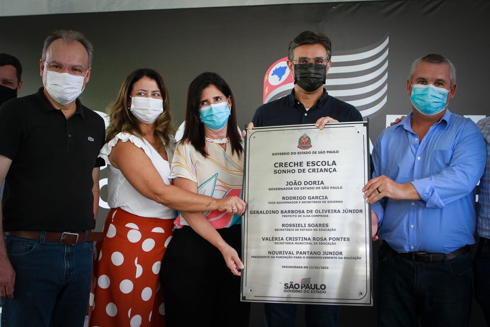 Vice-governador de SP autoriza construção de casas e entrega quase 800 títulos de propriedade no Vale do Ribeira