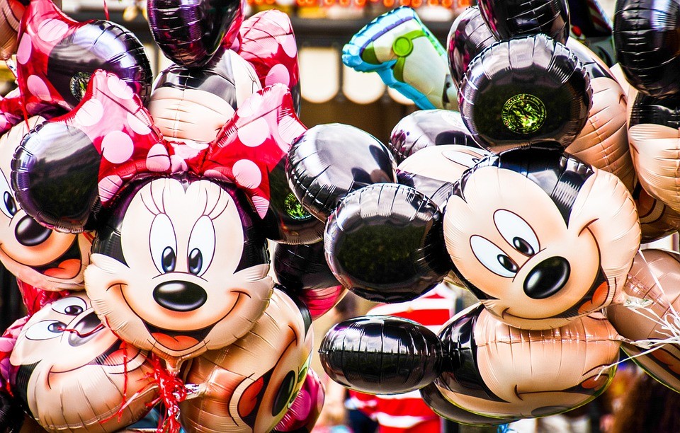 Balões de Minnie e Mickey Mouse  (Foto: Pixabay/Gullah/Creative Commons)