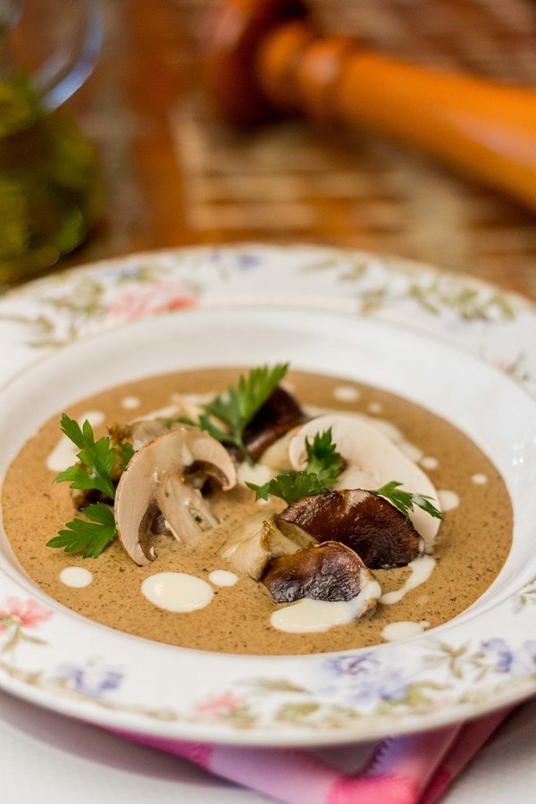 Receita de sopa de cogumelos prato é boa pedida para dias frios  (Foto: Divulgação)
