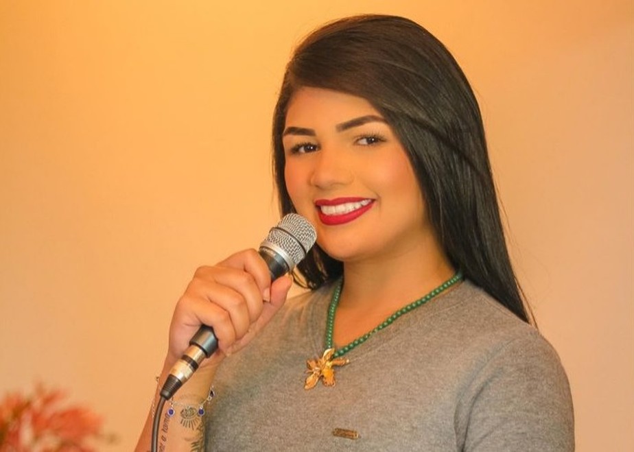 A cantora goiana Vivi Araújo