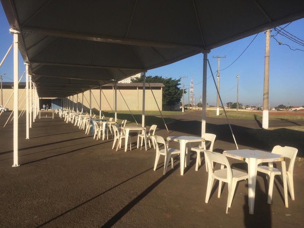 Estrutura no Recinto Mello Moraes contar&aacute; com tendas de cobertura onde haver&aacute; a triagem dos candidatos aos testes &mdash; Foto: Prefeitura de Bauru/Divulga&ccedil;&atilde;o