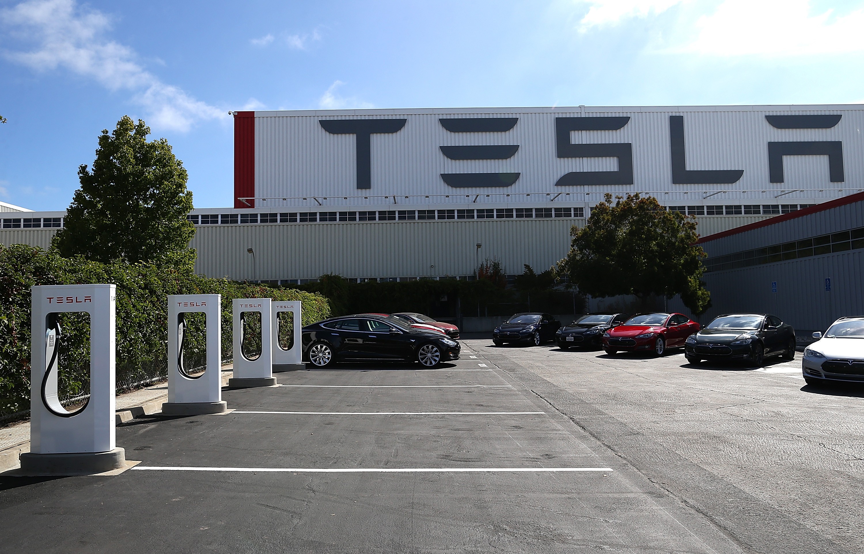 Fábrica da Tesla em Fremont, Califórnia. (Foto: Getty Images/Justin Sullivan )