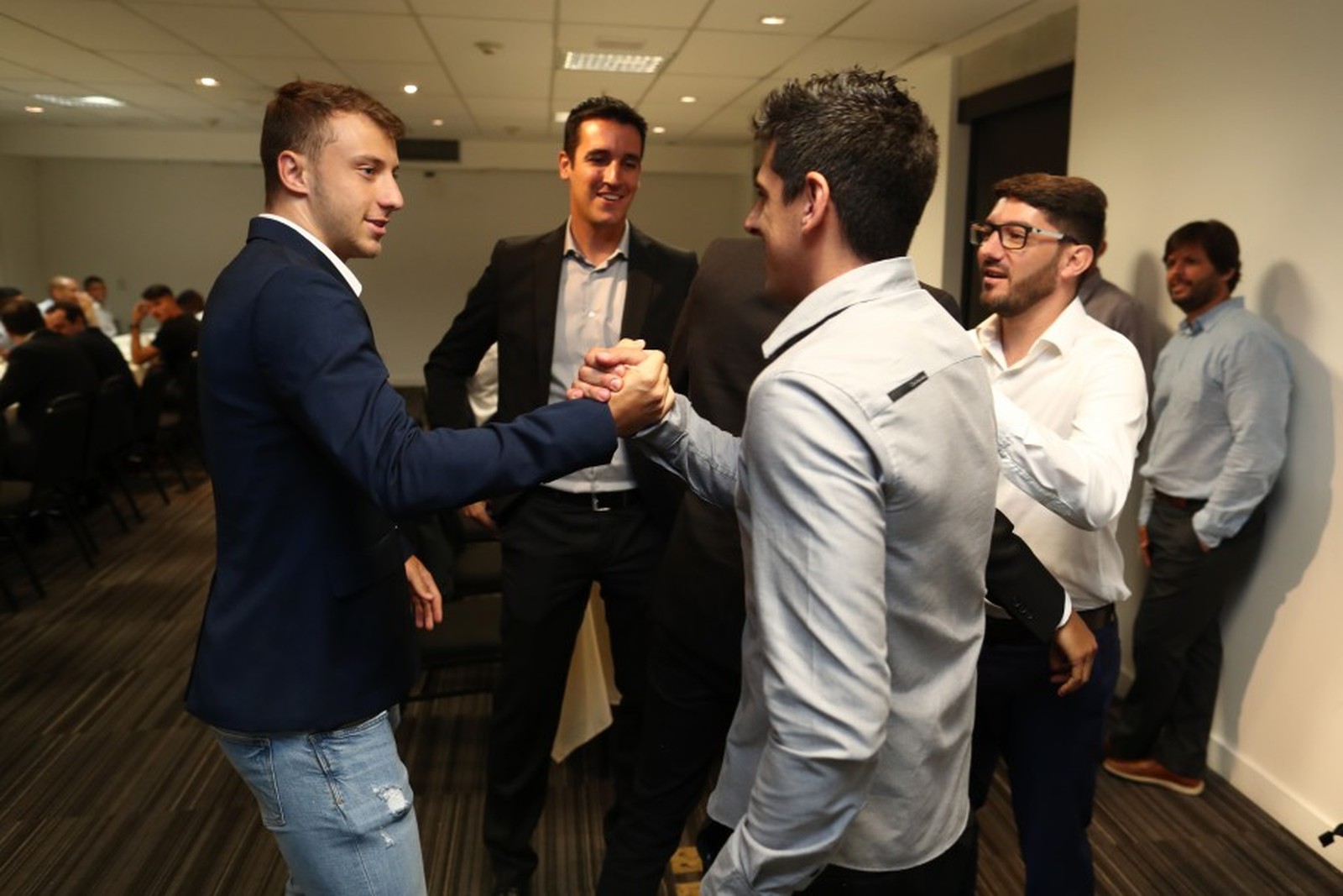 Carlos Augusto, do Corinthians, se apresenta à Seleção para o Sul-Americano Sub-20