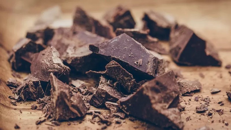 O cultivo do cacau, base do chocolate, está sob ameaça das mudanças climáticas (Foto: KOLDERAL/GETTY IMAGES)