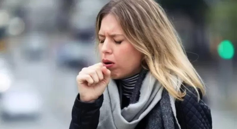 As pessoas tendem a ser mais contagiosas no início da infecção (Foto: Getty Images )