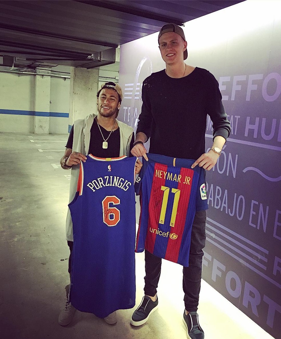 Amigo De Neymar Letao Dos Mavs Se Empolga Com Os Playoffs E Posta Em Portugues O Pai Ta On Nba Ge