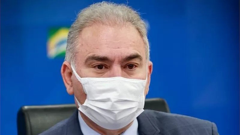 Marcelo Queiroga diz que alívio das medidas vai depender das análises sobre a situação de saúde pública do país (Foto: REPRODUÇÃO/TWITTER via BBC News Brasil)