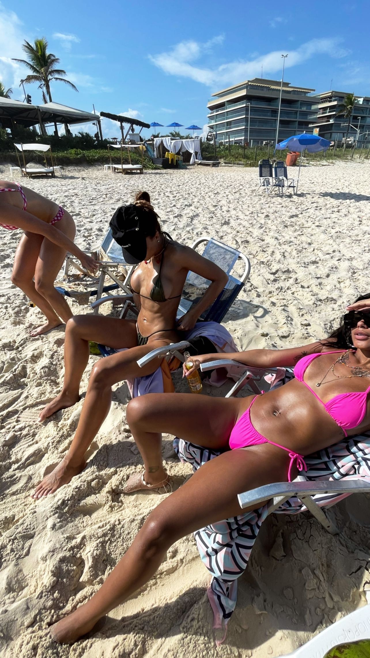 Rafa Kalimann e Pocah em dia de praia (Foto: Reprodução/Instagram)