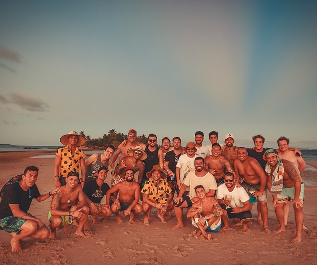 Neymar e os amigos (Foto: Reprodução Instagram)