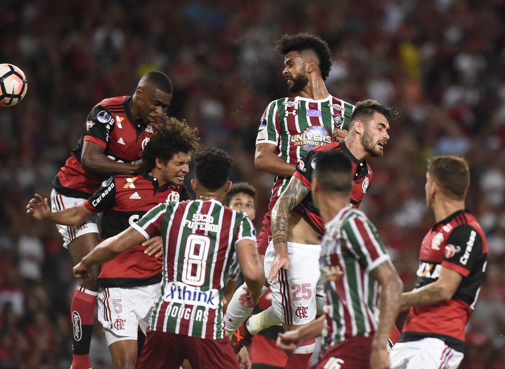 Renato Chaves marcou duas vezes e deixou o Flu na frente, mas Flamengo buscou o empate e avançou (Foto: André Durão)