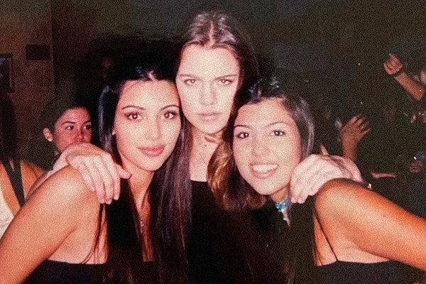 Kim Kardashian, Khloé Kardashian e Kourtney Kardashian (Foto: Reprodução / Instagram)