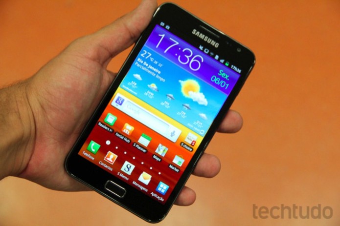 Galaxy Note vem com tela de 5,3 polegadas (Foto: Allan Mello/TechTudo)