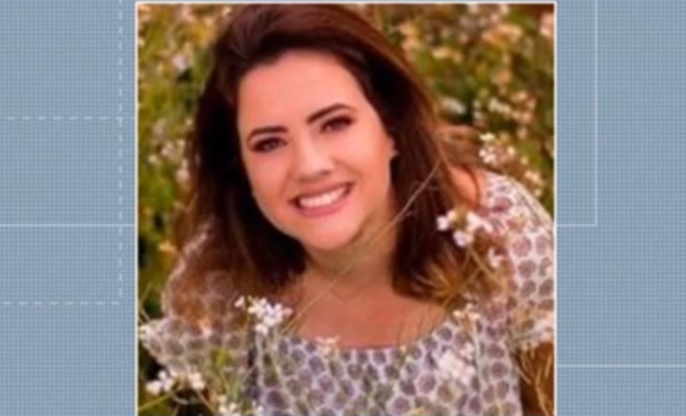 Aline Miotto Nadolny, de 27 anos, era terapeuta ocupacional — Foto: Reprodução/RPC
