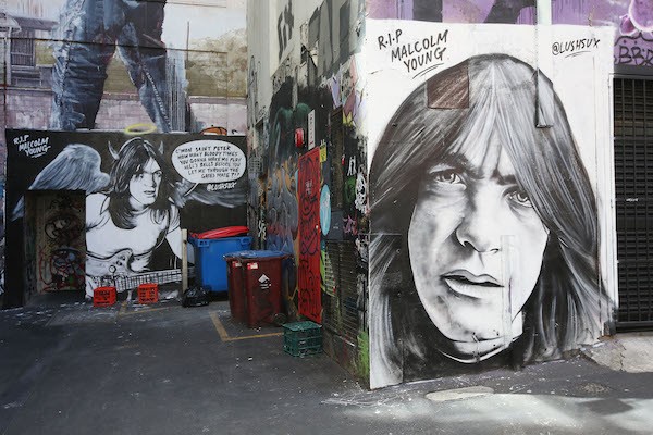 Uma homenagem a Malcolm Young do AC/DC em Melbourne na Austrália (Foto: Getty Images)