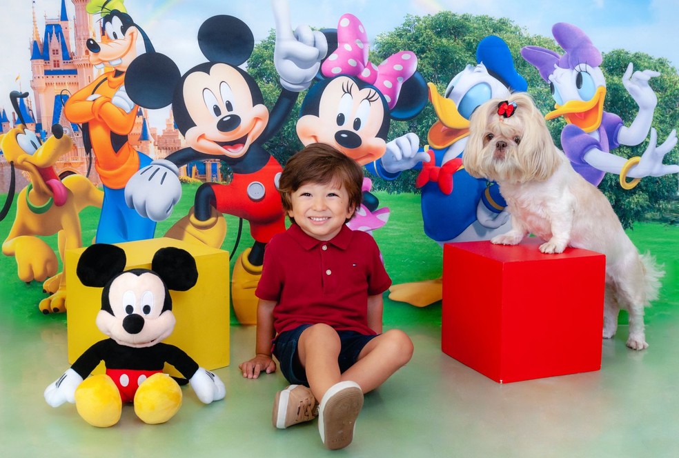 Theo Sayuri e o cão Tequila, de Itapetininga (SP) — Foto: Arquivo pessoal/Bruna Sayuri