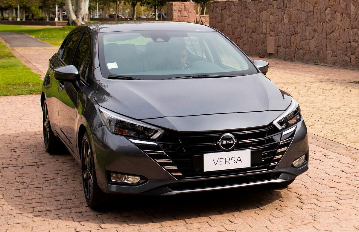 Nissan Versa 2024 が再発売直後に新しい外観でブラジルに到着 | 解放された