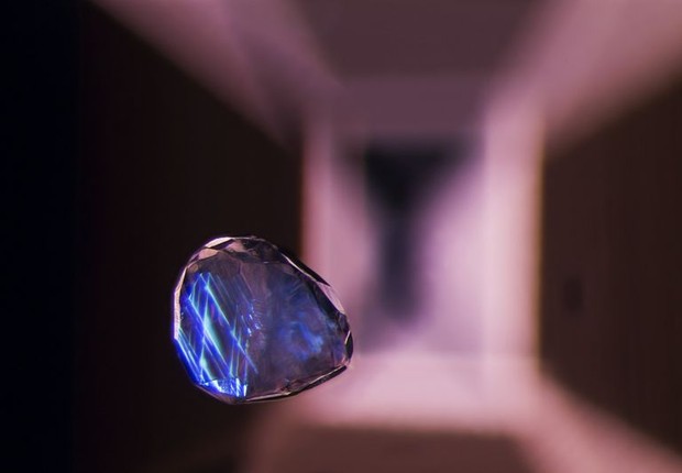 E o que você acha deste cristal de calcita, registrado por Billie Hughes, da Tailândia? (Foto: BILLIE HUGHES via BBC)