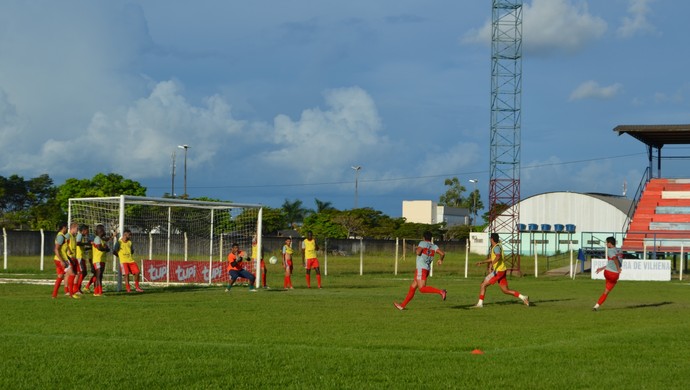 Vilhena treino para Rondoniense (Foto: Dennis Weber)