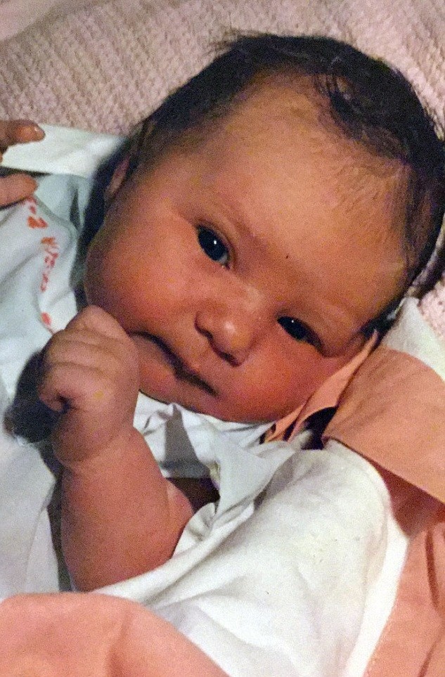 Rebecca quando bebê (Foto: Arquivo pessoal)