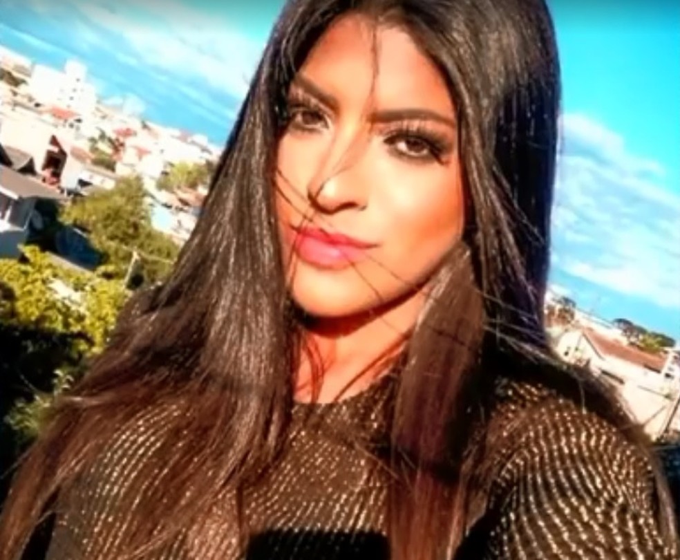Modelo alagoana Adrielle Oliveira estudava no IFSC e morreu em acidente em SC — Foto: TV Gazeta/Reprodução 