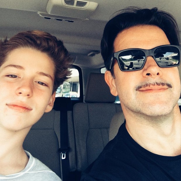 Murilo Benício e o filho caçula, Pietro (Foto: Reprodução/Instagram)