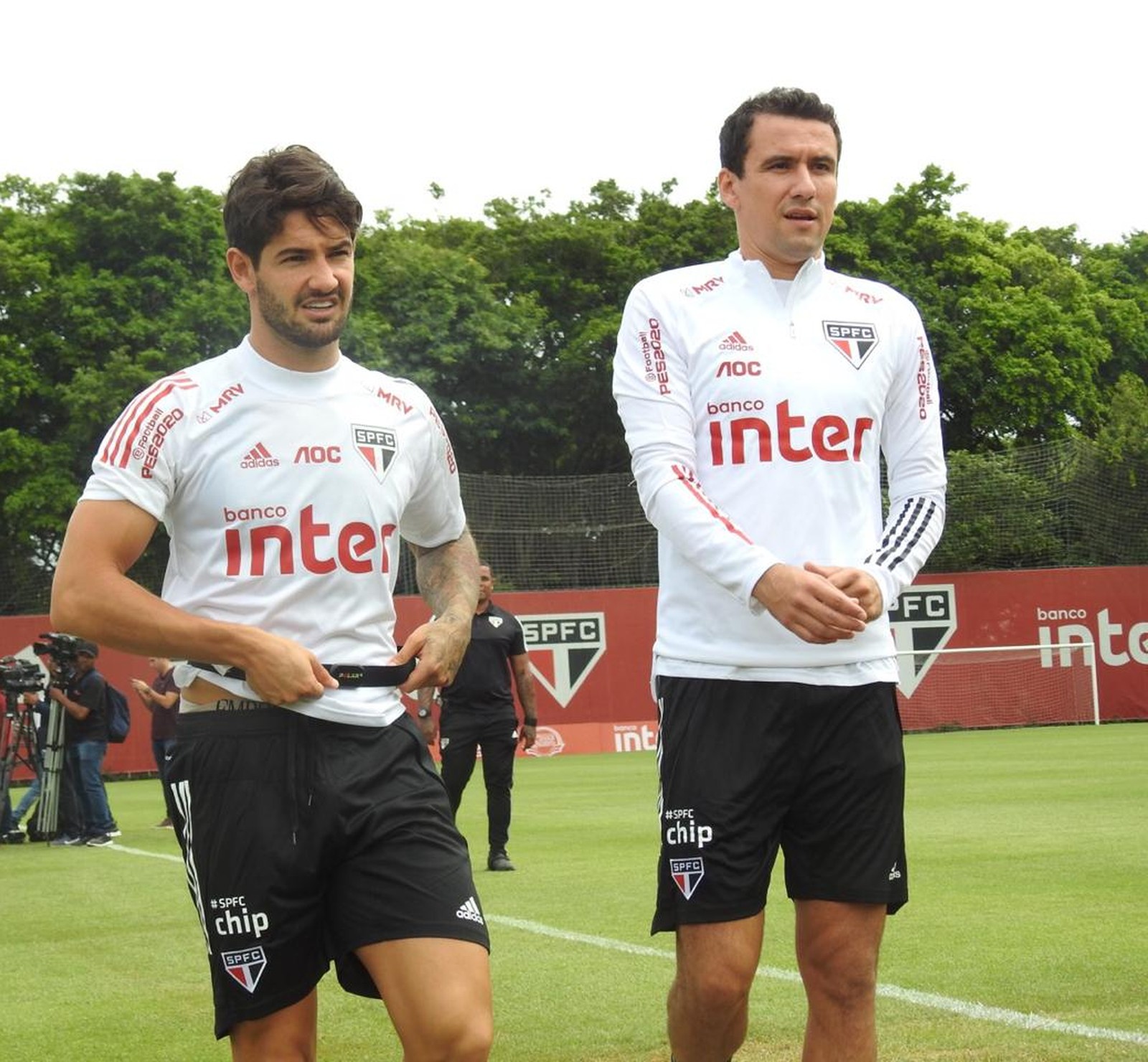 Pato tem mais uma chance de encerrar jejum de gols antes da volta de Antony ao São Paulo