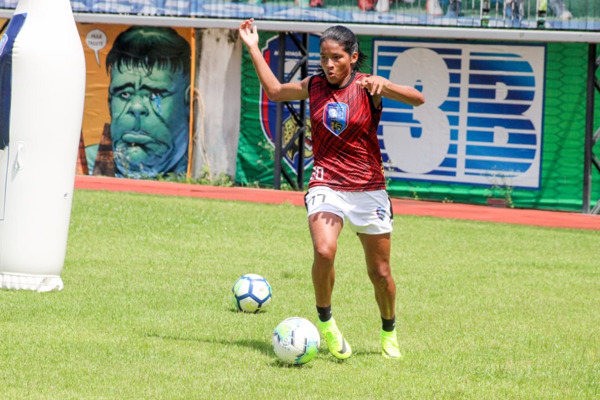 Luana Grabias e Marília retornam da Seleção Sub20 e treinam de olho em estreia com a camisa do