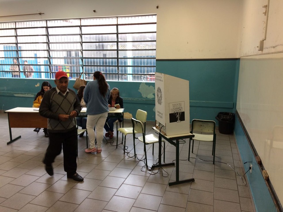 Eleições transcorreram de forma bem tranquila durante todo o dia  (Foto: Rômulo D' Avila / TV TEM )