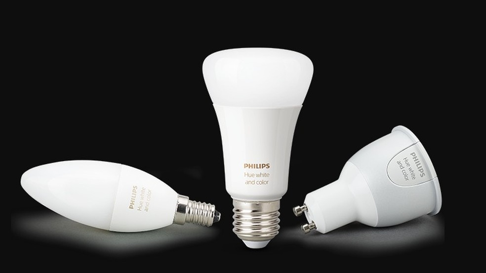 Certifique-se que o soquete da lâmpada é compatível com o da sua residência — Foto: Divulgação/Philips Hue