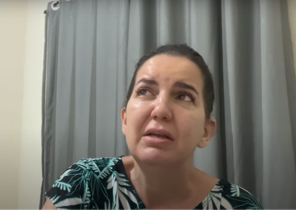 Fran Adorno chora ao falar sobre últimos momentos do marido, Edmilson Adorno — Foto: Reprodução/Youtube