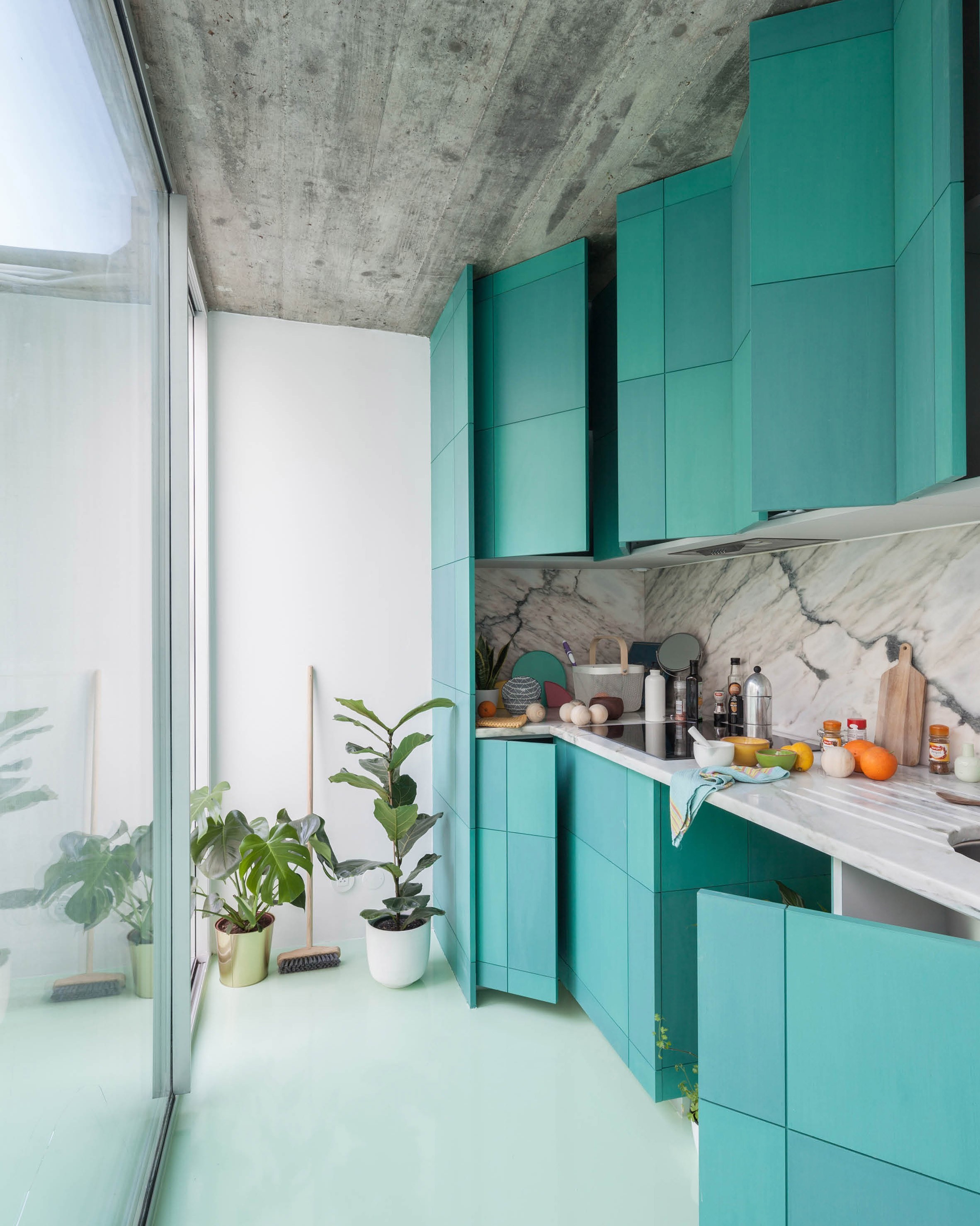 Cozinha compacta: ideias de decoração para espaços pequenos (Foto: Ricardo Loureiro)