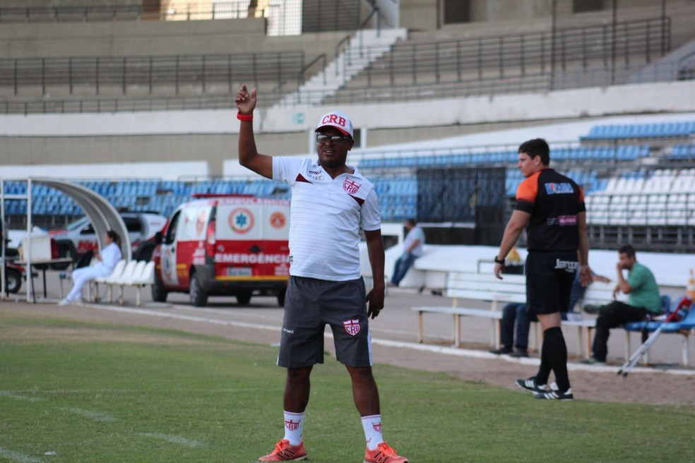 Jean Carlos foi decisivo para a carreira de Luidy — Foto: Denison Roma/GloboEsporte.com
