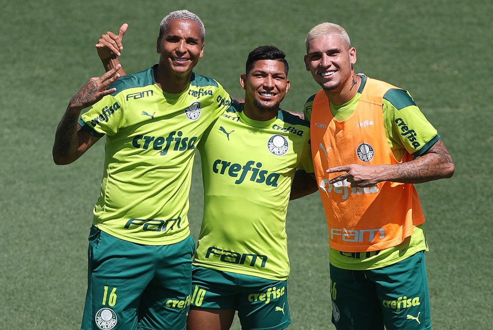 Após Mundial, necessidade de reforço para o setor ofensivo volta à discussão no Palmeiras