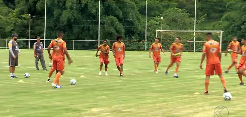 Tombense teve atletas chegando e saindo em janeiro  — Foto: Reprodução/TV Integração