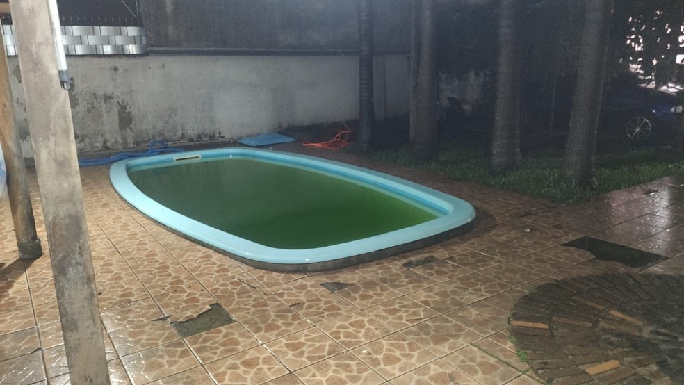 Bebe De 1 Ano Morre Afogado Em Piscina De Casa Em Gravatai Rio Grande Do Sul G1
