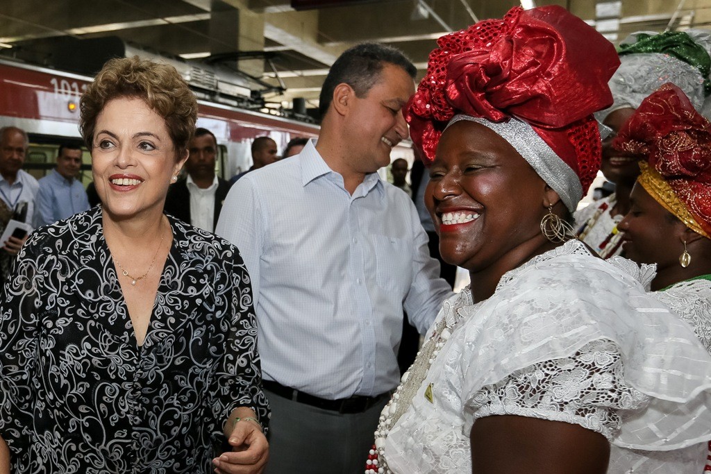 A presidente Dilma Rousseff participa da cerimônia de inauguração da Estação Pirajá e do trecho Bom Juá-Pirajá, do Sistema Metroviário de Salvador e Lauro de Freitas (Foto: Roberto Stuckert Filho/PR)