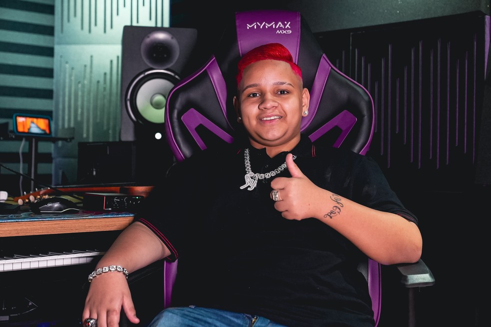 DJ Kotim, que aprendeu a produzir msicas aos 8 anos e chegou ao n1 das paradas aos 13 — Foto: Rafael Leal / g1